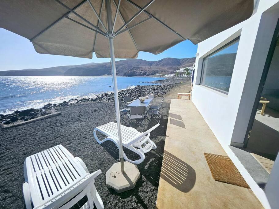 Casa Playa Quemada Junto Al Mar Villa Exterior photo